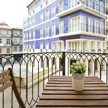 Apartment Cardosas Square Luxury By Hosts