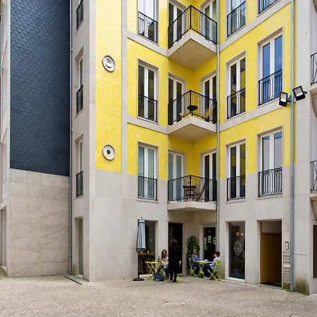 Cardosas Square Luxury By Hosts Apartment Porto
