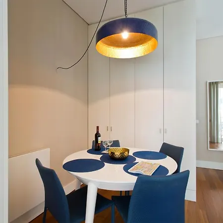 Apartment Cardosas Square Luxury By Hosts *