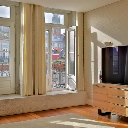Apartment Cardosas Square Luxury By Hosts *