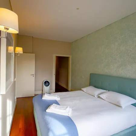 Apartment Cardosas Square Luxury By Hosts *