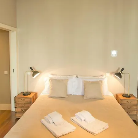 Cardosas Square Luxury By Hosts Porto